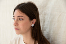 Load image into Gallery viewer, Artemide earring

