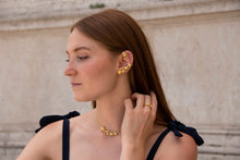 Load image into Gallery viewer, Teti earrings
